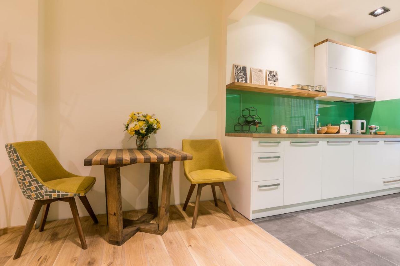- Center Apartment