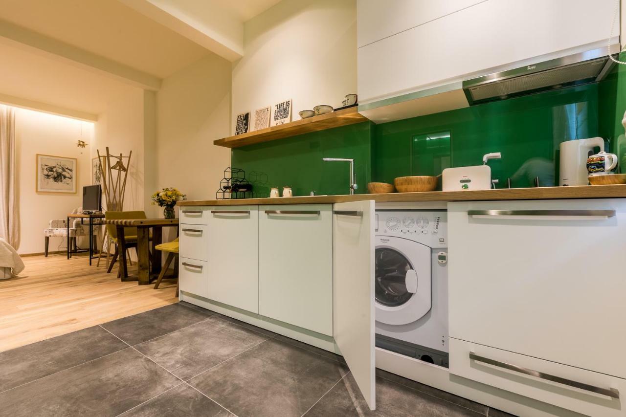 - Center Apartment *